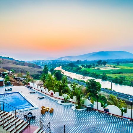 Ratnaa Resort Khamshet Buitenkant foto