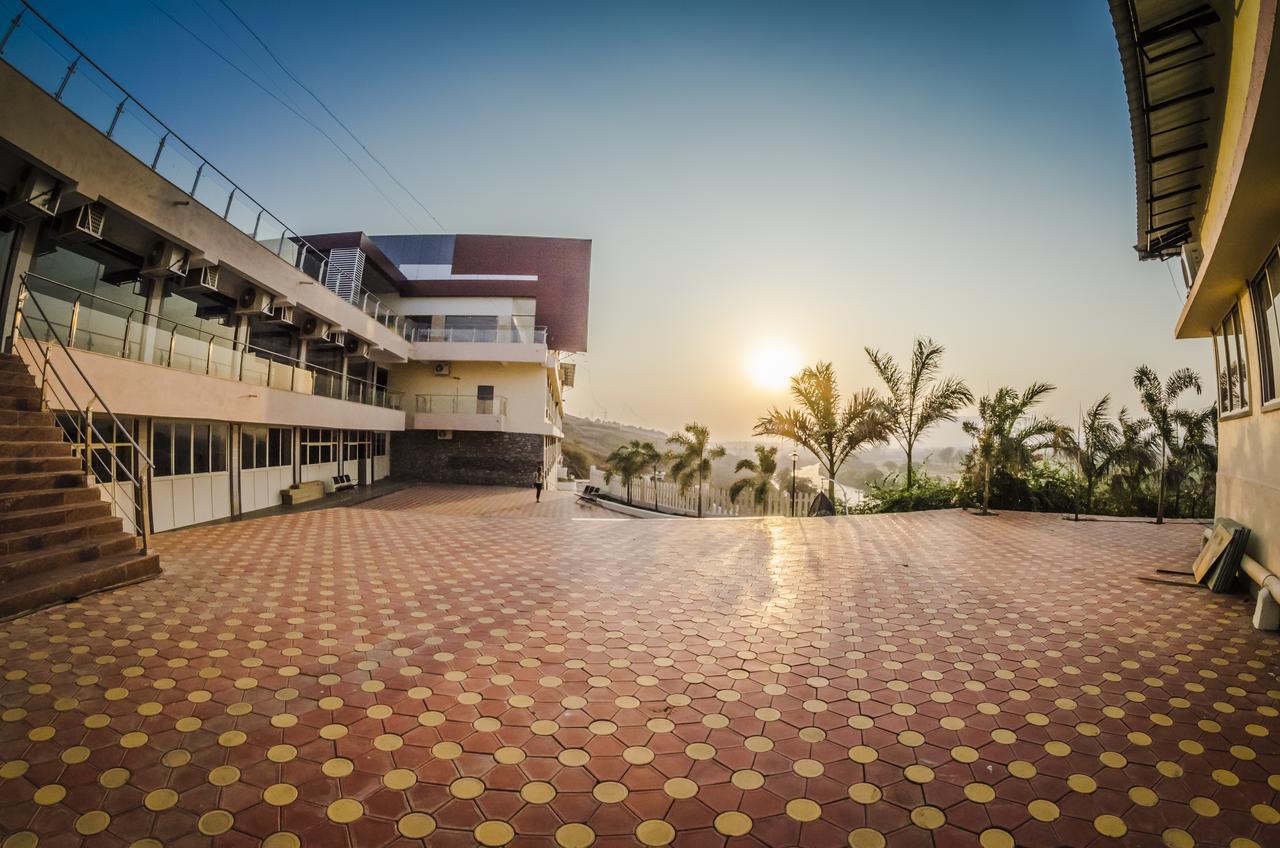Ratnaa Resort Khamshet Buitenkant foto